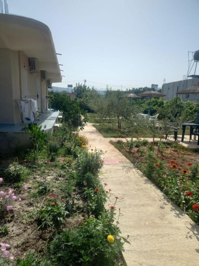 Hotel Rey Garden 2 à Vlorë Extérieur photo